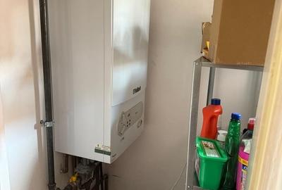 Casă cu 7 camere cu Teren 1185 Mp în Central
