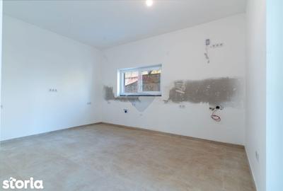Casă cu Teren 452 Mp în Dâmbul Rotund