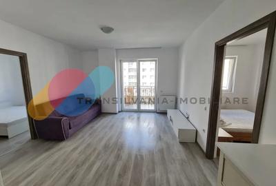 Apartament cu 3 camere semidecomandat, mobilat în Iris