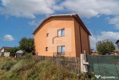 Casă cu 7 camere cu Teren 1000 Mp în Central