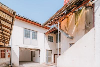 Spațiu comercial, de 540 mp, în Rogerius - 1
