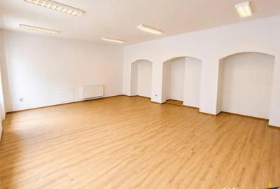 Spațiu comercial, de 50 mp, în Ultracentral - 2