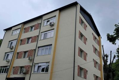 Apartament cu 3 camere semidecomandat în Central - 5