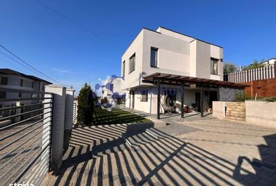 Casă cu 4 camere în Central - 1