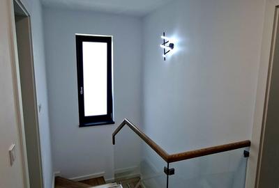 Casă individuală cu 4 camere cu Canalizare în Mărăcineni - 25