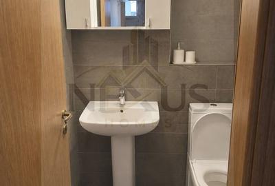 Apartament cu 3 camere în Metalurgiei