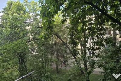 Apartament cu 2 camere semidecomandat în Brâncoveanu