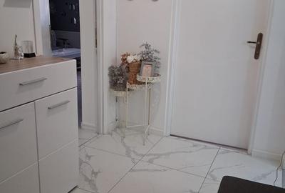 Apartament cu 3 camere decomandat în Florești - 3