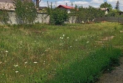 Teren de 3610 mp, în Bucov - 4
