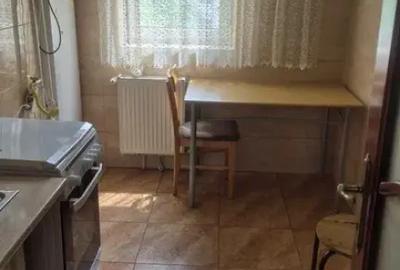 Apartament cu 3 camere decomandat, mobilat în Central - 2