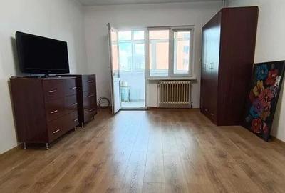 Apartament cu 2 camere decomandat, mobilat în Podu Roș