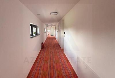 Casă cu 10 camere cu Teren 4600 Mp în Central