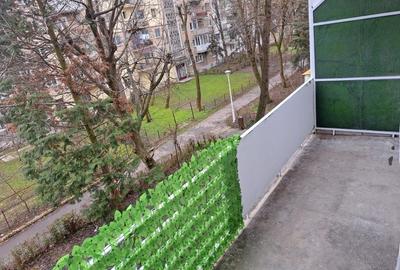 Apartament cu 2 camere semidecomandat în Gojdu