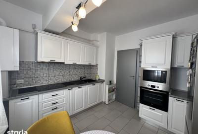Apartament cu 2 camere decomandat, mobilat în Ultracentral