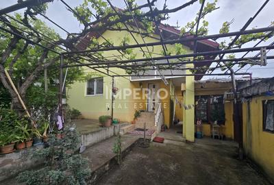 Casă individuală cu 3 camere cu Canalizare în Dâmbul Rotund