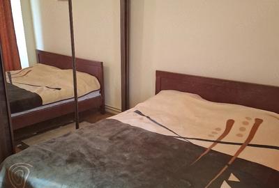 Apartament cu 3 camere decomandat în Șagului