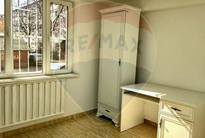 Spațiu comercial, de 35 mp, în Central - 2