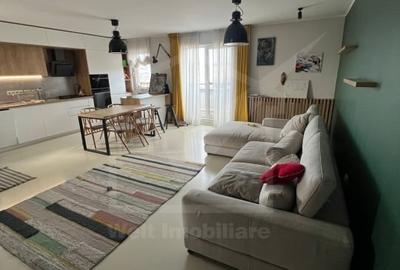Apartament cu 3 camere decomandat, mobilat în Florești