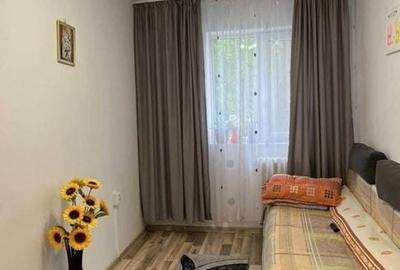 Apartament cu 3 camere în Dâmbovița