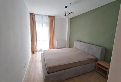 Apartament cu 3 camere semidecomandat în Florești