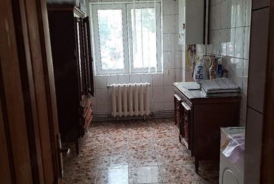 Spațiu comercial, de 60 mp, în Central - 1