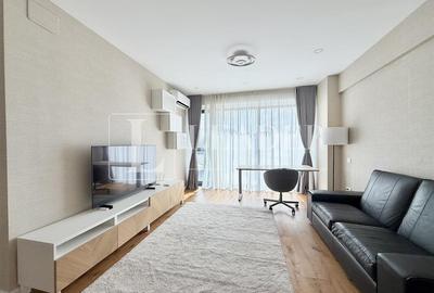 Apartament cu 2 camere semidecomandat, mobilat în Central
