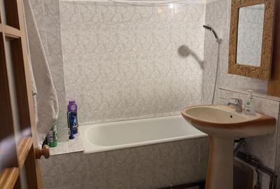 Apartament cu 3 camere decomandat în Central - 7