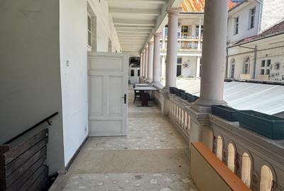 Spațiu comercial, de 100 mp, în Central - 7