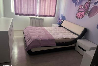 Apartament cu 3 camere în Micro 6 - 9