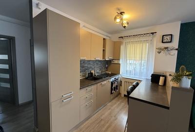 Apartament cu 3 camere decomandat în Dosu Bricii