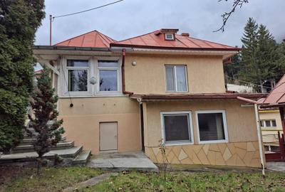 Casă individuală cu 3 camere cu Garaj în Poiana Țapului - 1