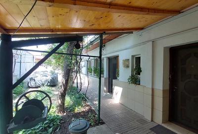 Casă cu 4 camere cu Teren 434 Mp în Cățelu - 13