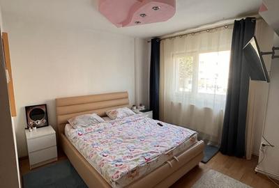 Apartament cu 2 camere decomandat în Republicii - 2