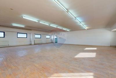 Spațiu comercial, de 278 mp, în Griviței - 14