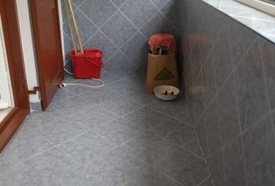 Apartament decomandat în 1 Mai - 7