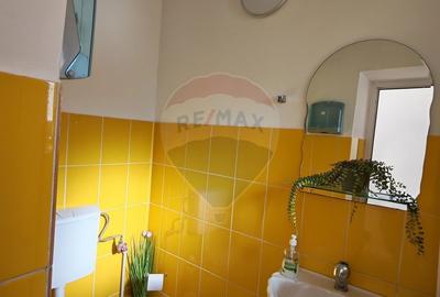 Casă cu 5 camere cu Teren 300 Mp în Central - 16