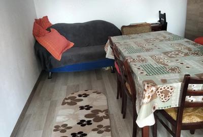 Casă cu 3 camere cu Teren 1800 Mp în Central