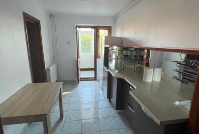 Apartament cu 2 camere decomandat în Nord