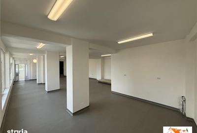 Spațiu comercial, de 130 mp, în Central