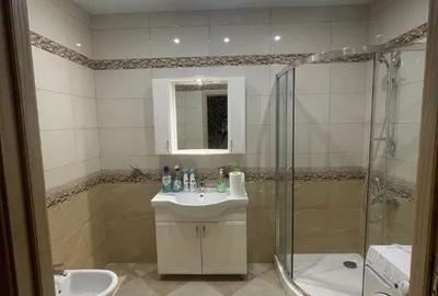 Apartament cu 2 camere decomandat în Eroii Revoluției - 1