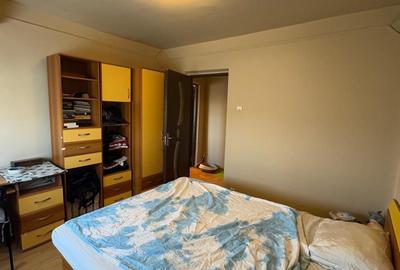 Apartament cu 2 camere decomandat în Rahova