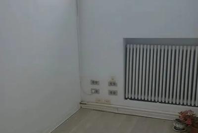 Spațiu comercial, de 500 mp, în Central - 7