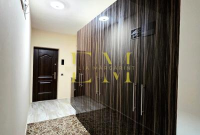 Apartament cu 2 camere decomandat în Tractorul - 9