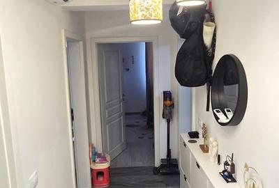 Apartament cu 2 camere decomandat în Miroslava