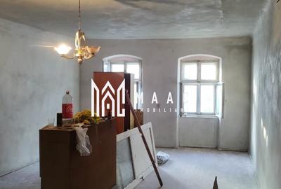 Casă cu 2 camere cu Canalizare în Central