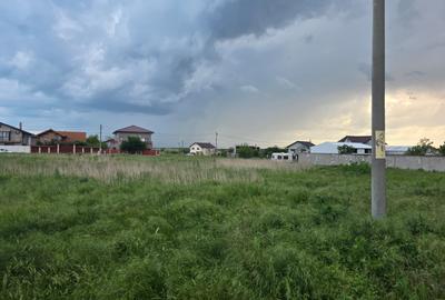 Teren Construcții intravilan de 1000 mp, în Tuzla