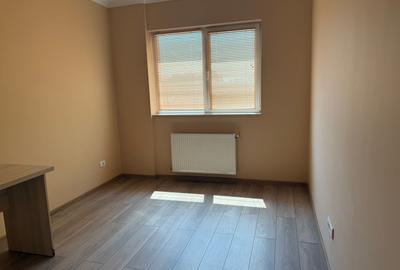 Apartament cu 2 camere semidecomandat în Apărătorii Patriei