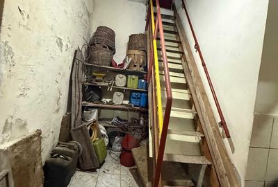 Casă cu 4 camere în Central - 6