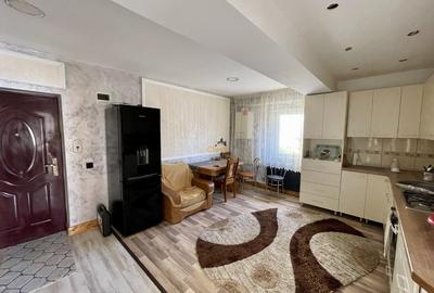 Apartament cu 2 camere semidecomandat, mobilat în Baciu