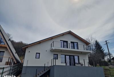Casă cu 3 camere cu Teren 1000 Mp în Central